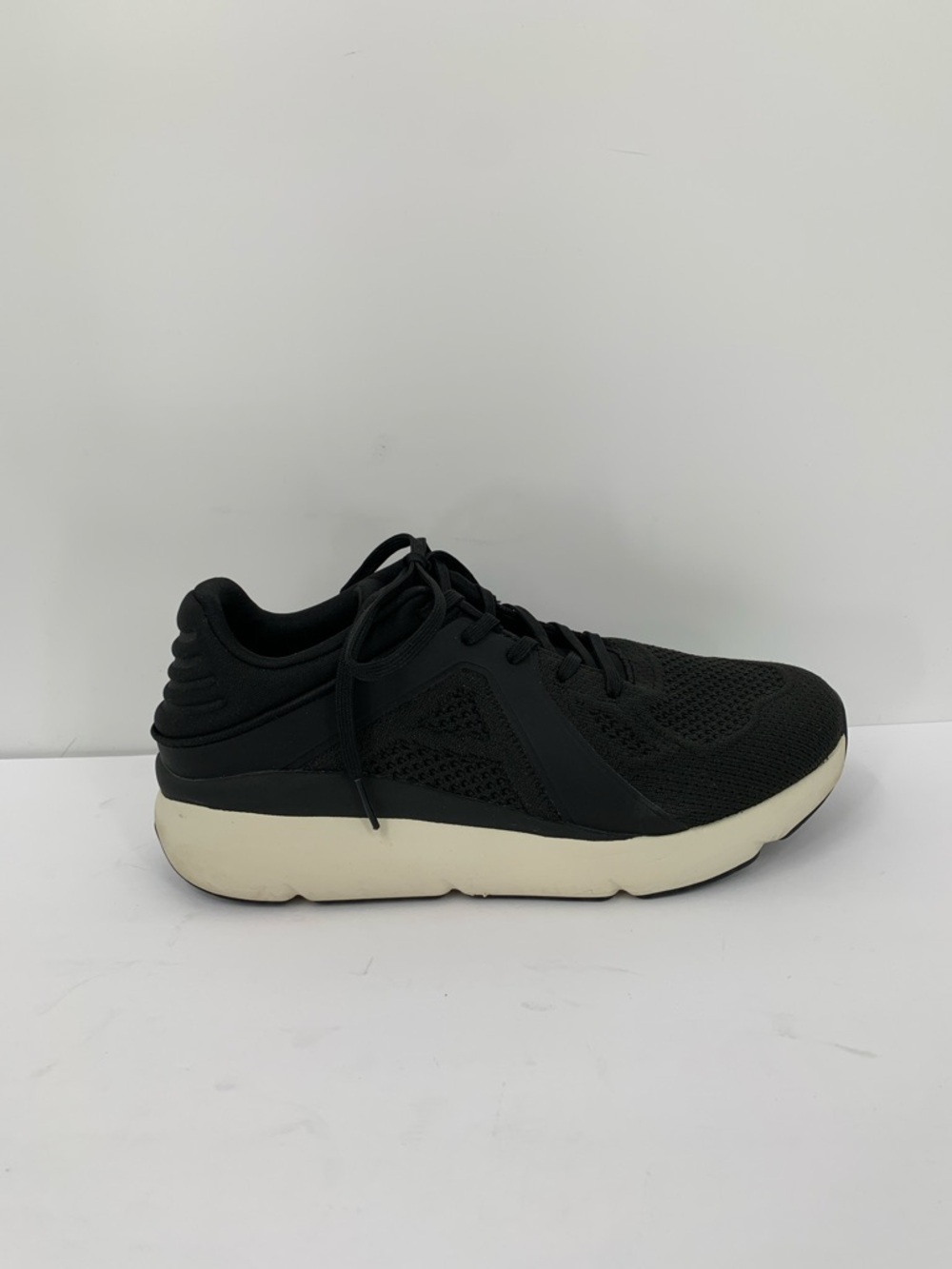 ABEO Momentum MXV Shift comfort sneaker walking shoe black tie women 9 WIDE 9W